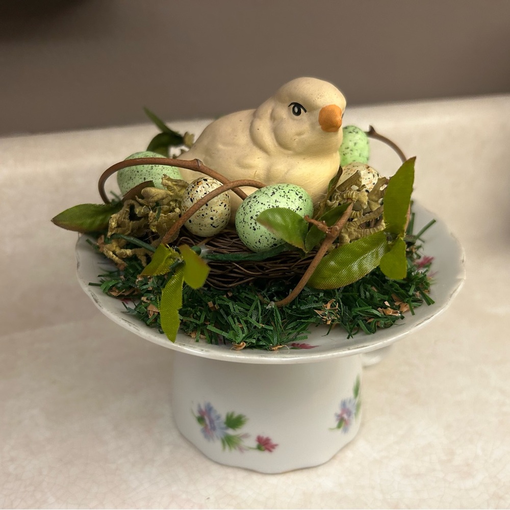 Baby Chic in Nest w Colorful Eggs Nestled in a Teacup & Saucer EASTER Display